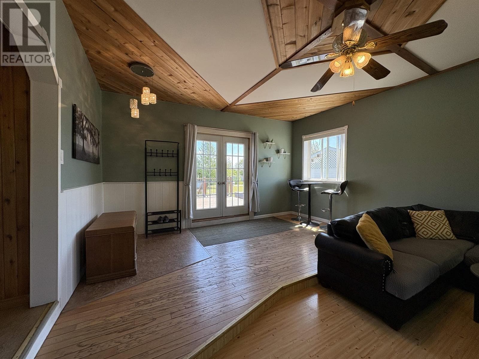 Single Family at , FORT FRANCES, Ontario - Photo 5 - RE/MAX Garden City Realty