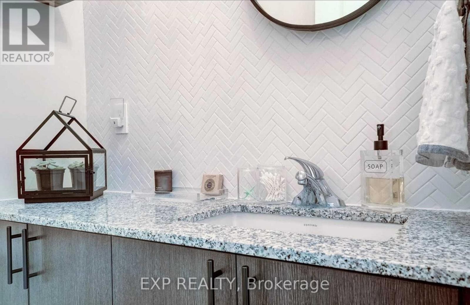 Single Family at 419- 2522 Keele Street, Toronto (Maple Leaf), Ontario - Photo 6 - RE/MAX Garden City Realty