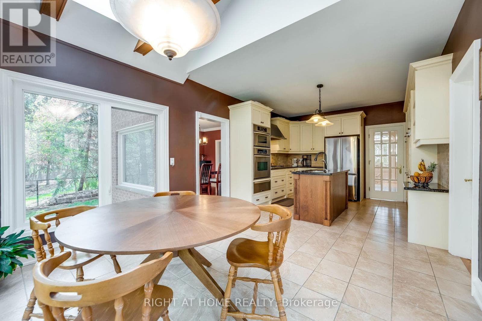 Single Family at 2175 Oneida Court, Mississauga (Erindale), Ontario - Photo 10 - RE/MAX Garden City Realty