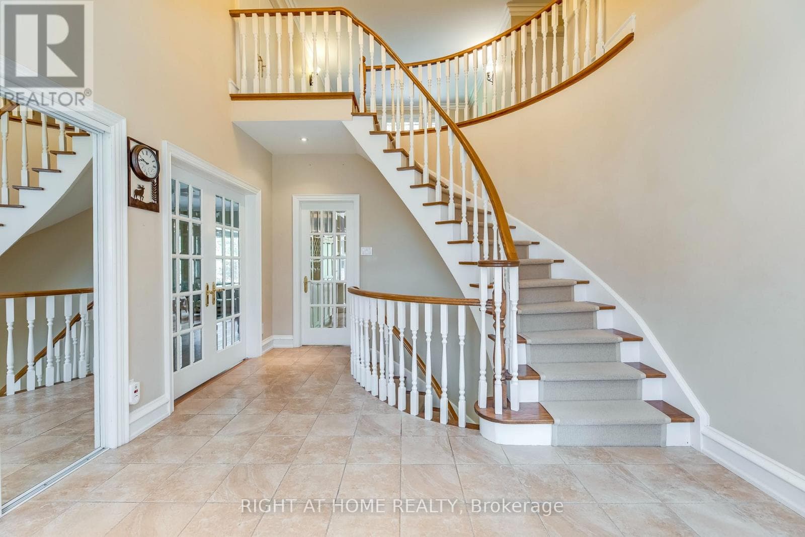 Single Family at 2175 Oneida Court, Mississauga (Erindale), Ontario - Photo 2 - RE/MAX Garden City Realty