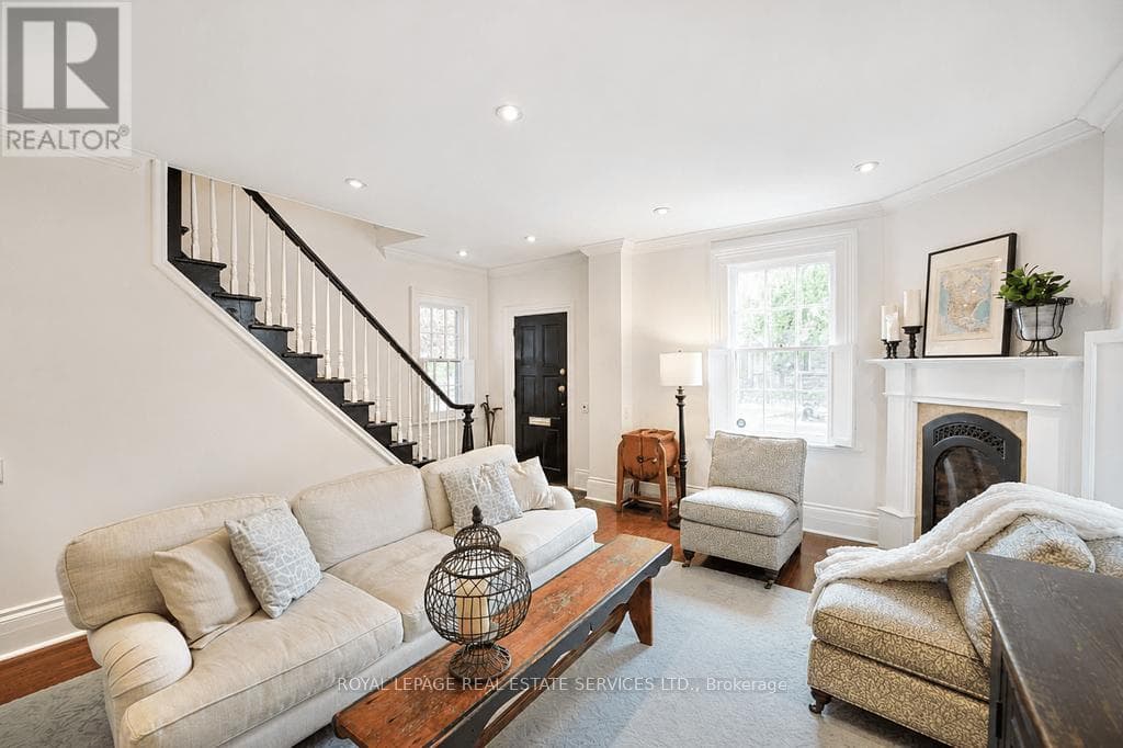Single Family at 124 Chisholm Street, Oakville (CO Central), Ontario - Photo 3 - RE/MAX Garden City Realty