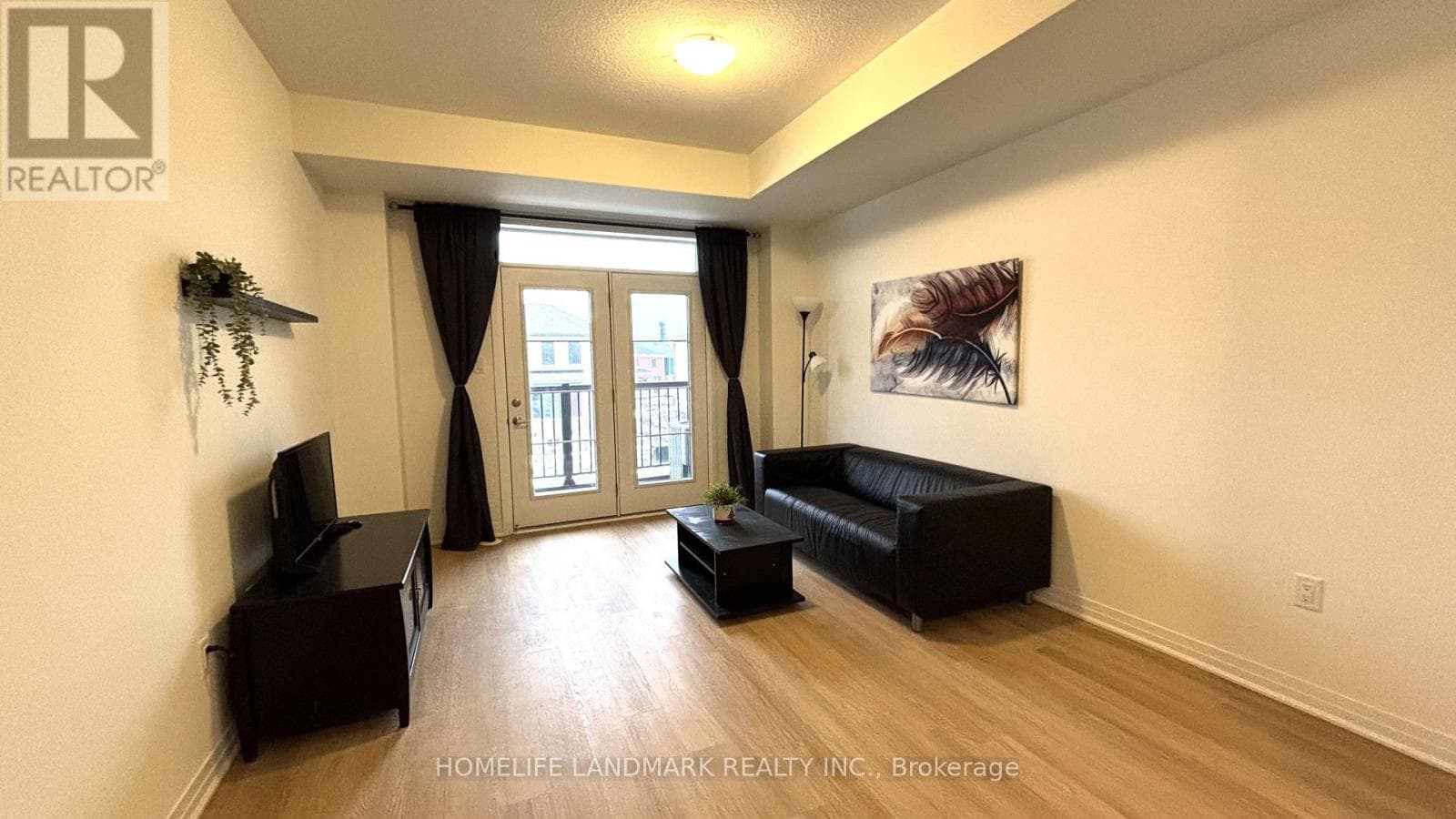 Single Family at 58 Feather Road, Welland (Dain City), Ontario - Photo 6 - RE/MAX Garden City Realty