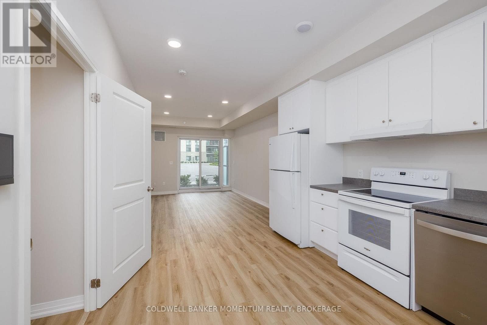 Single Family at 108- 50 Herrick Avenue, St. Catharines (Oakdale), Ontario - Photo 6 - RE/MAX Garden City Realty