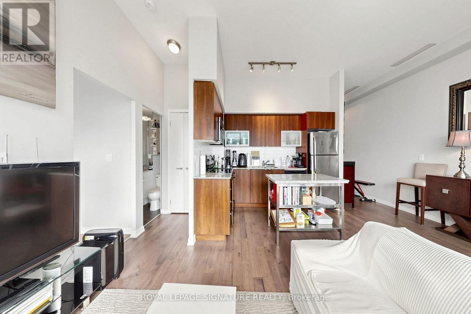Single Family at PH 06- 55 East Liberty Street, Toronto (Niagara), Ontario - Photo 7 - RE/MAX Garden City Realty