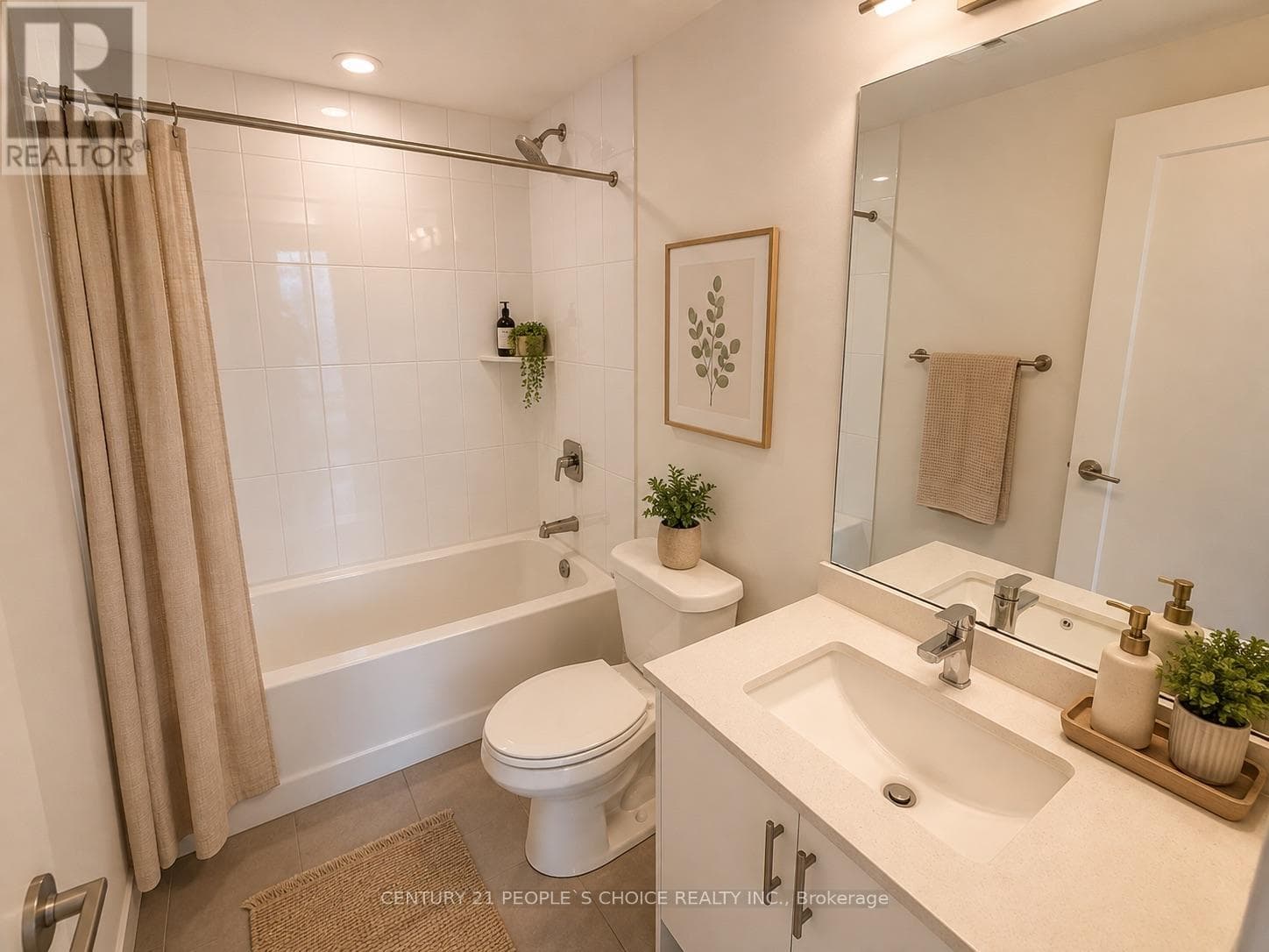 Single Family at 205- 8960 Jane Street, Vaughan (Concord), Ontario - Photo 8 - RE/MAX Garden City Realty