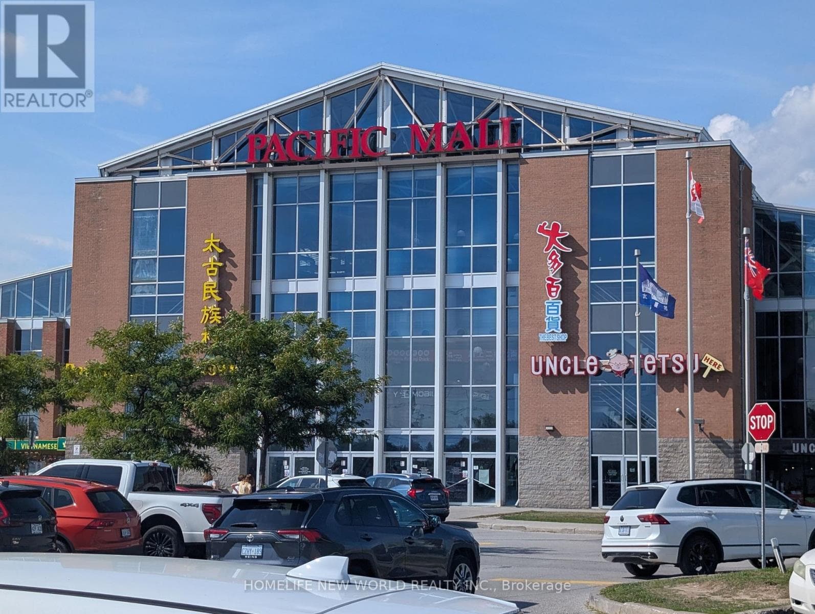 C60- 4300 Steeles Avenue