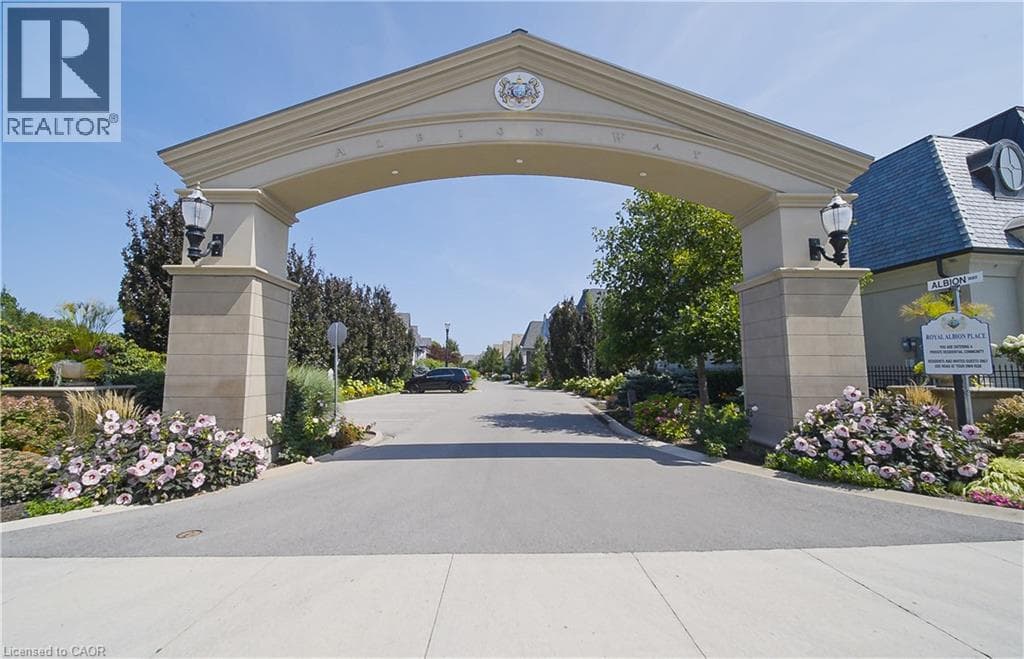 Single Family at 23 ALBION Way, Niagara-on-the-Lake, Ontario - Photo 3 - RE/MAX Garden City Realty