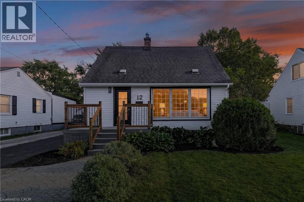 Single Family at 12 ADMIRAL Road, St. Catharines, Ontario - Photo 2 - RE/MAX Garden City Realty