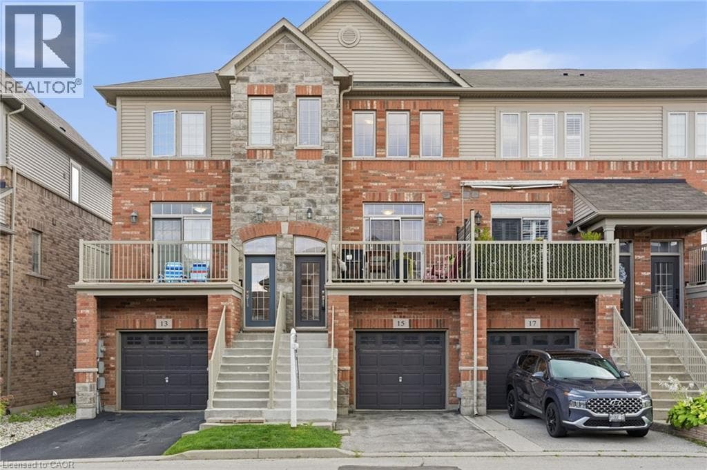 Single Family at 15- 541 WINSTON Road, Grimsby, Ontario - Photo 2 - RE/MAX Garden City Realty