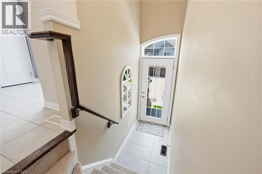 Single Family at 15- 541 WINSTON Road, Grimsby, Ontario - Photo 4 - RE/MAX Garden City Realty