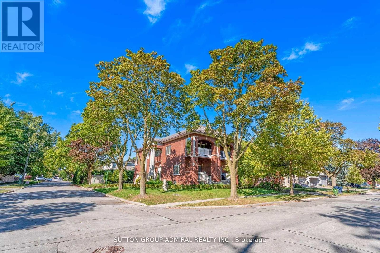 Multi-family at 116 Goulding Avenue, Toronto (Newtonbrook West), Ontario - Photo 5 - RE/MAX Garden City Realty