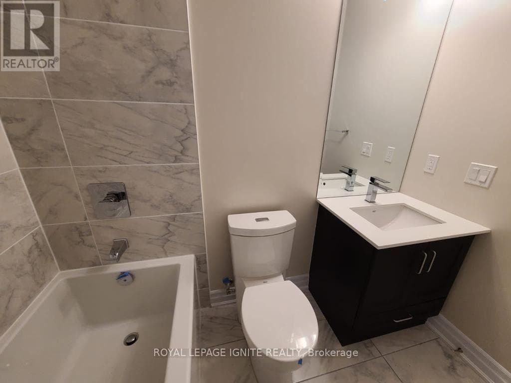 Single Family at 1211- 9085 Jane Street, Vaughan (Concord), Ontario - Photo 9 - RE/MAX Garden City Realty