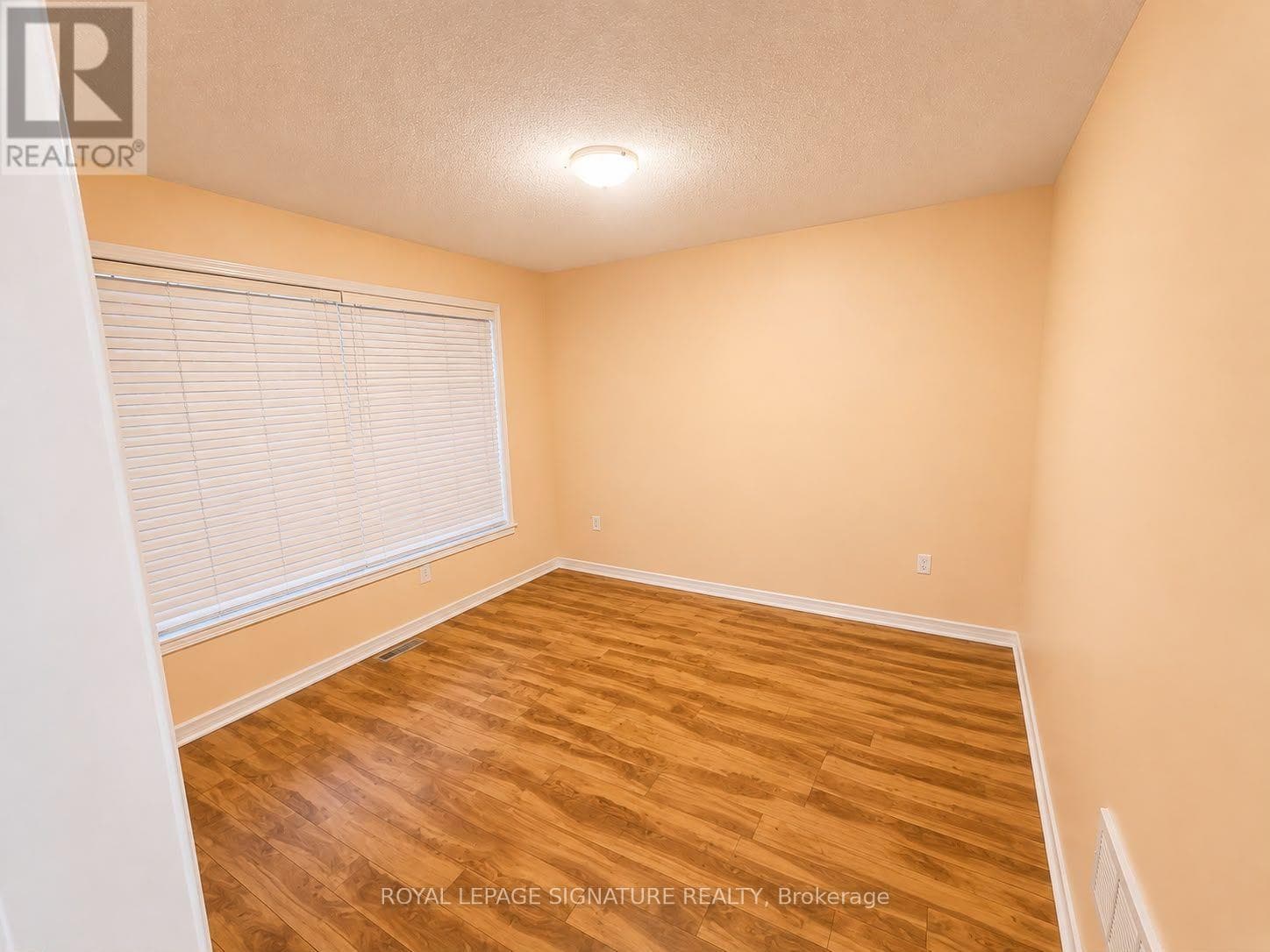 Single Family at Upper- 10 Bonavista Drive, Brampton (Credit Valley), Ontario - Photo 6 - RE/MAX Garden City Realty