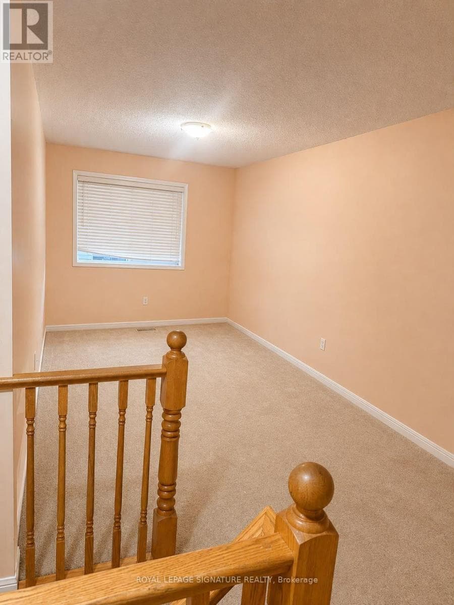 Single Family at Upper- 10 Bonavista Drive, Brampton (Credit Valley), Ontario - Photo 9 - RE/MAX Garden City Realty
