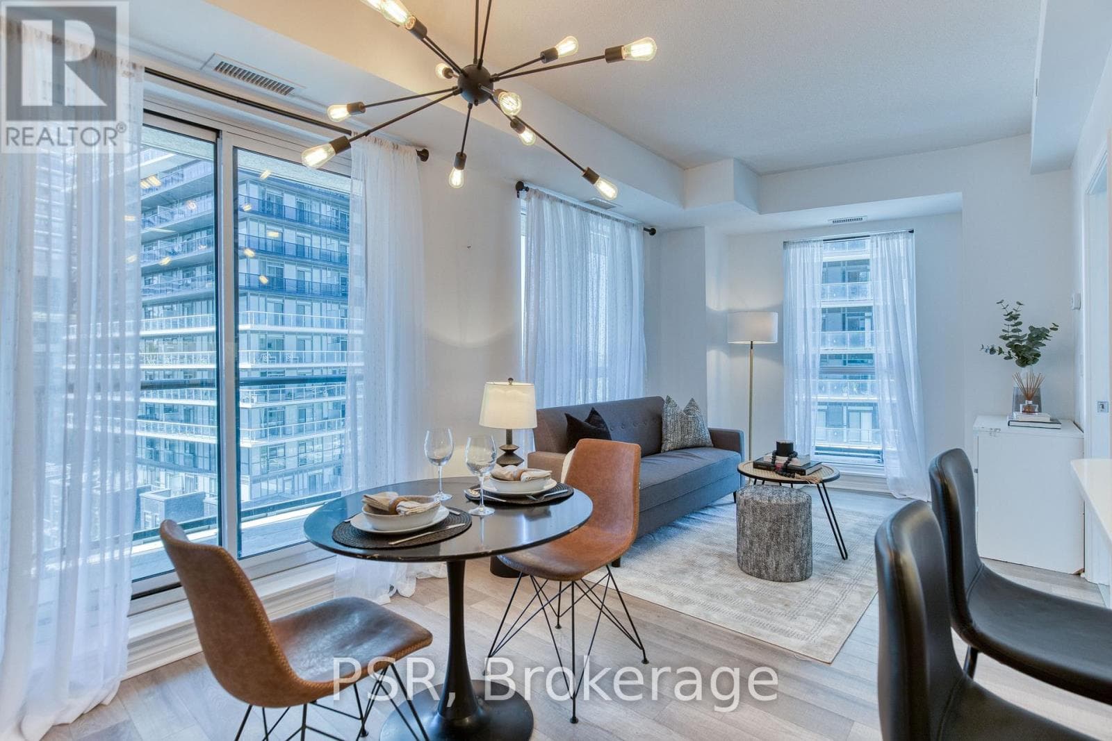 Single Family at 905- 39 Annie Craig Avenue, Toronto (Mimico), Ontario - Photo 2 - RE/MAX Garden City Realty