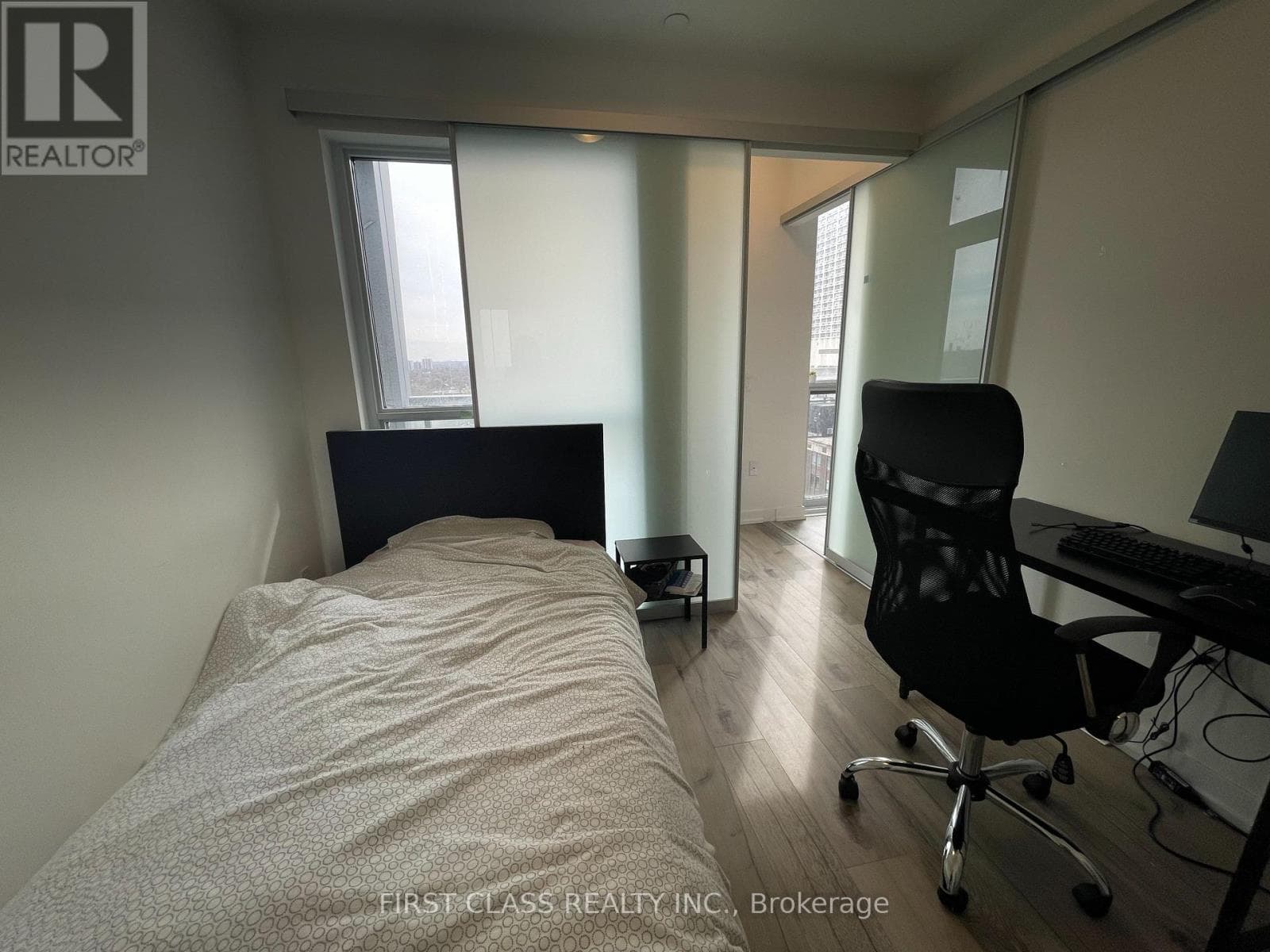 Single Family at 1410- 1 Yorkville Avenue, Toronto (Annex), Ontario - Photo 10 - RE/MAX Garden City Realty