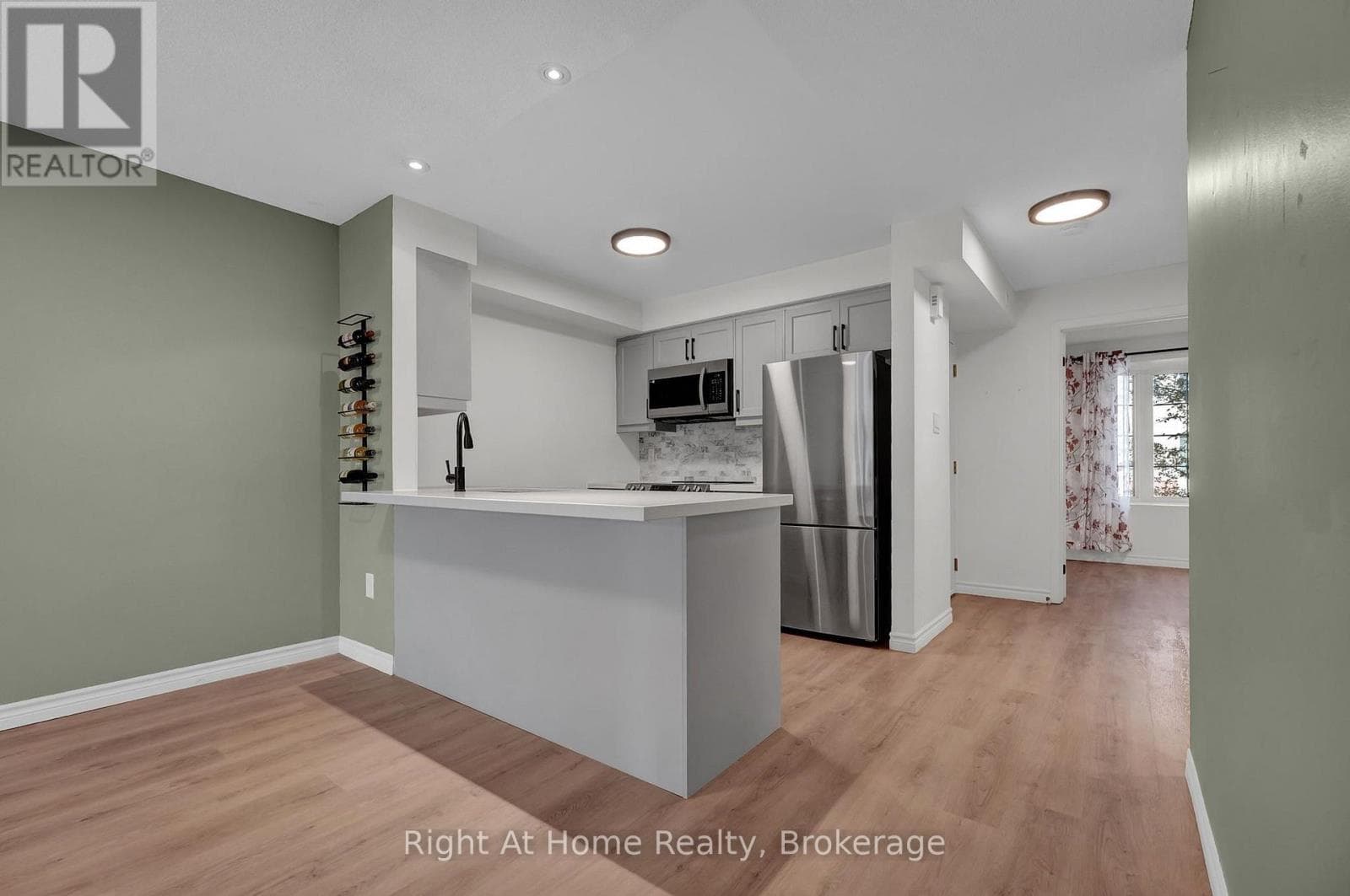 Single Family at 2- 36 Petra Way, Whitby (Pringle Creek), Ontario - Photo 6 - RE/MAX Garden City Realty
