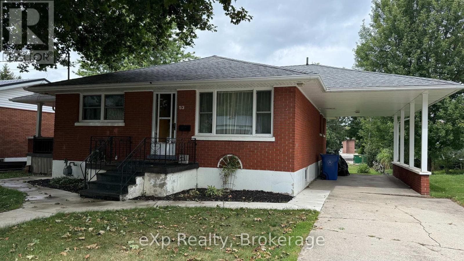 53 Maple Street