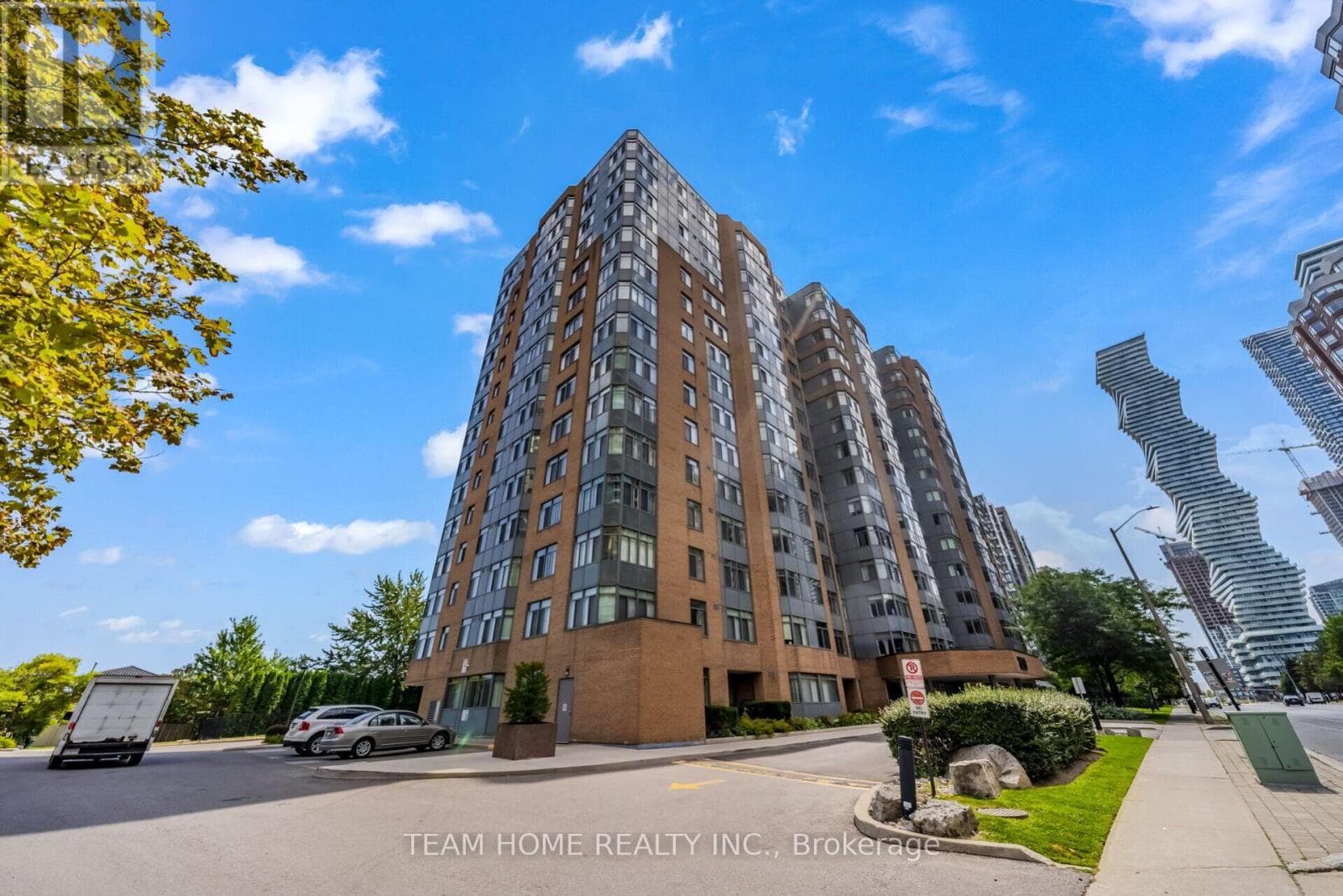 604- 300 Webb Drive