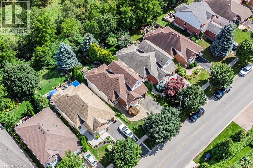 Single Family at 4257 STADELBAUER Drive, Beamsville, Ontario - Photo 4 - RE/MAX Garden City Realty