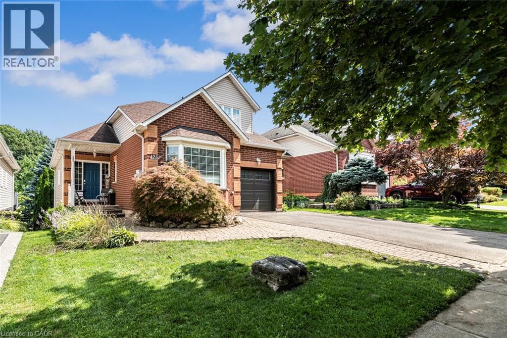 Single Family at 4257 STADELBAUER Drive, Beamsville, Ontario - Photo 5 - RE/MAX Garden City Realty