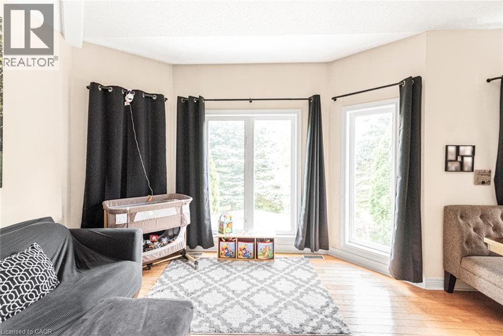 Single Family at 4257 STADELBAUER Drive, Beamsville, Ontario - Photo 7 - RE/MAX Garden City Realty