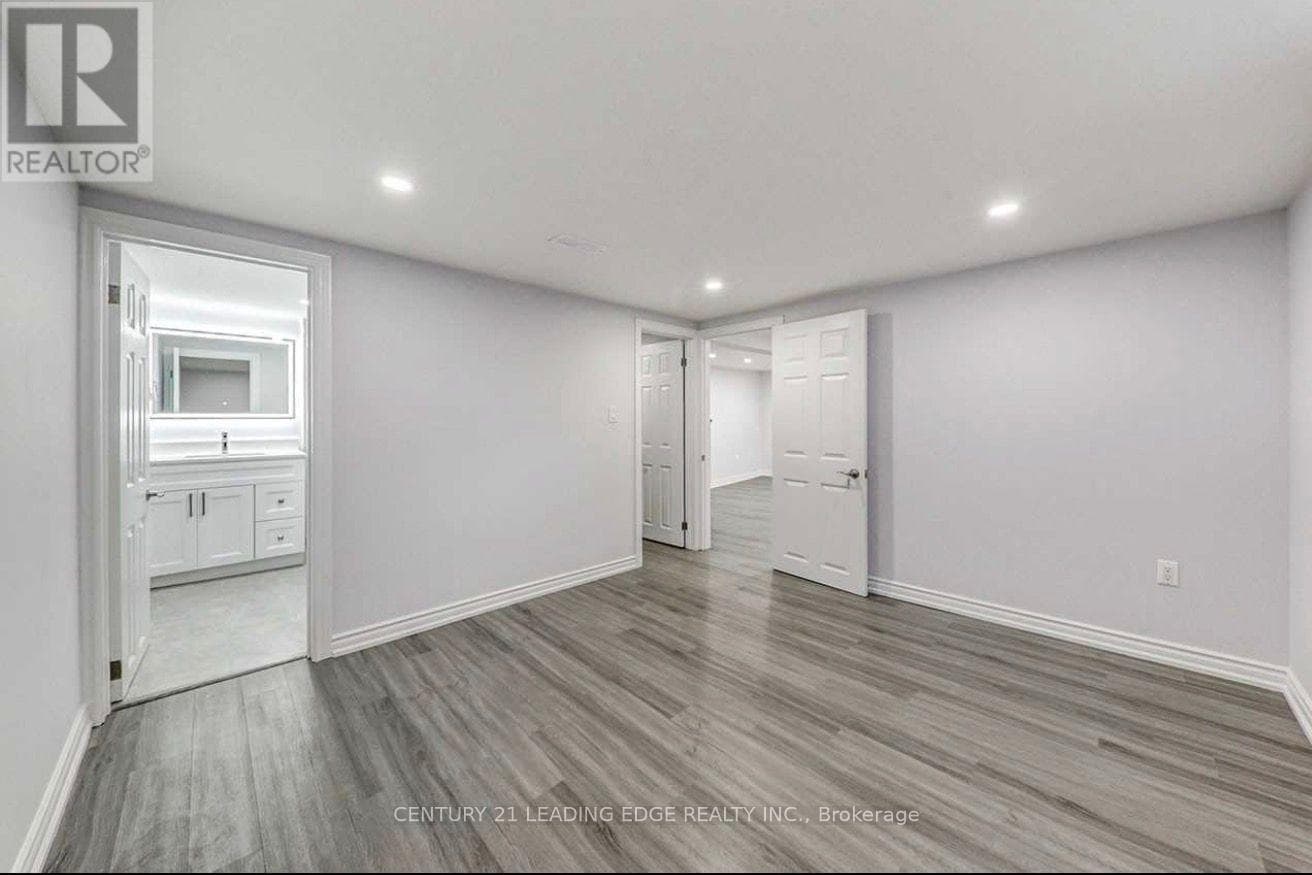 Single Family at 301 Rossland Road, Whitby (Williamsburg), Ontario - Photo 7 - RE/MAX Garden City Realty