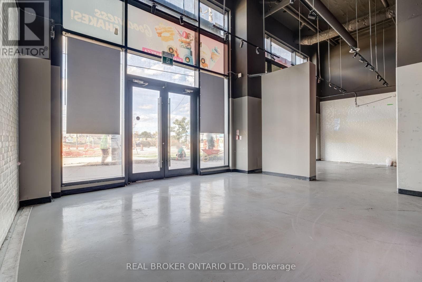 Retail at 3- 5220 Dundas Street, Burlington (Orchard), Ontario - Photo 6 - RE/MAX Garden City Realty