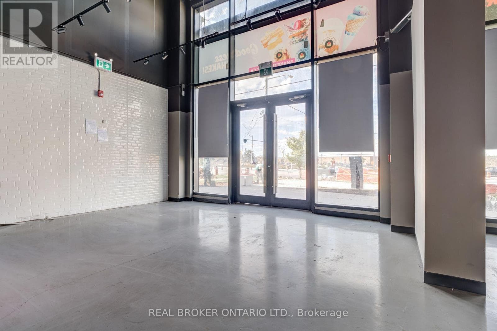 Retail at 3- 5220 Dundas Street, Burlington (Orchard), Ontario - Photo 8 - RE/MAX Garden City Realty