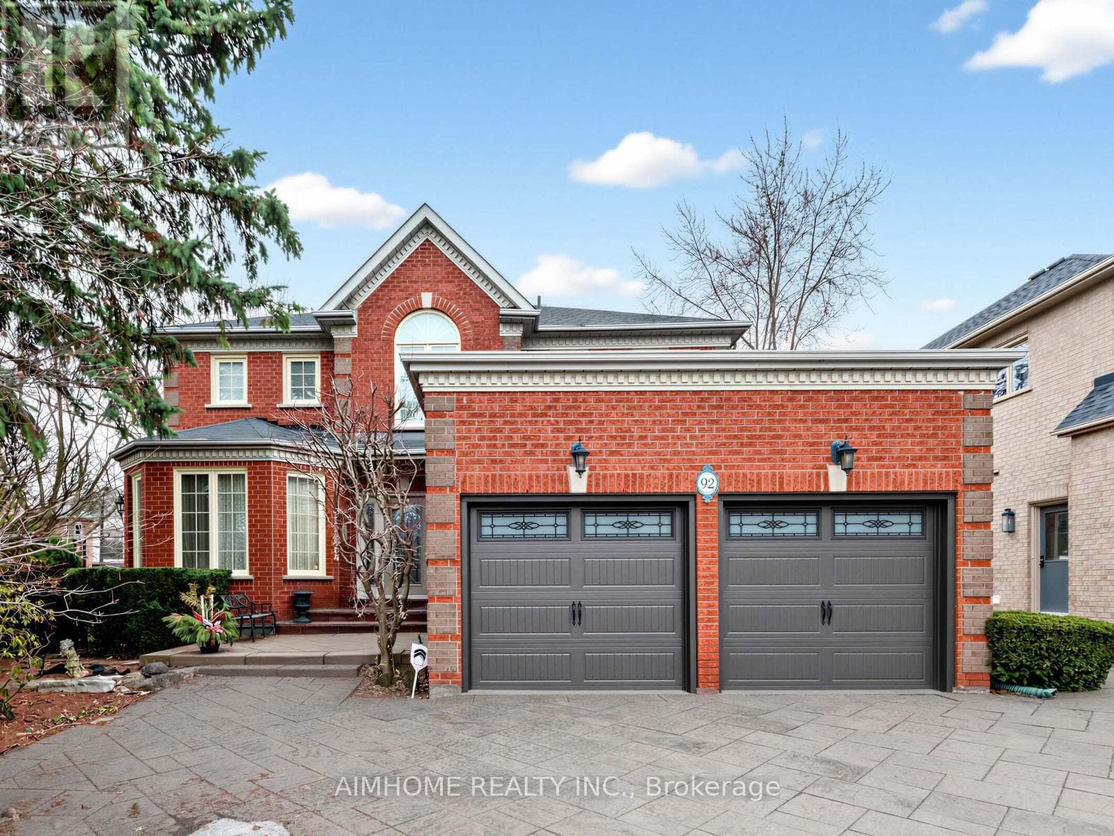 92 Braeside Square