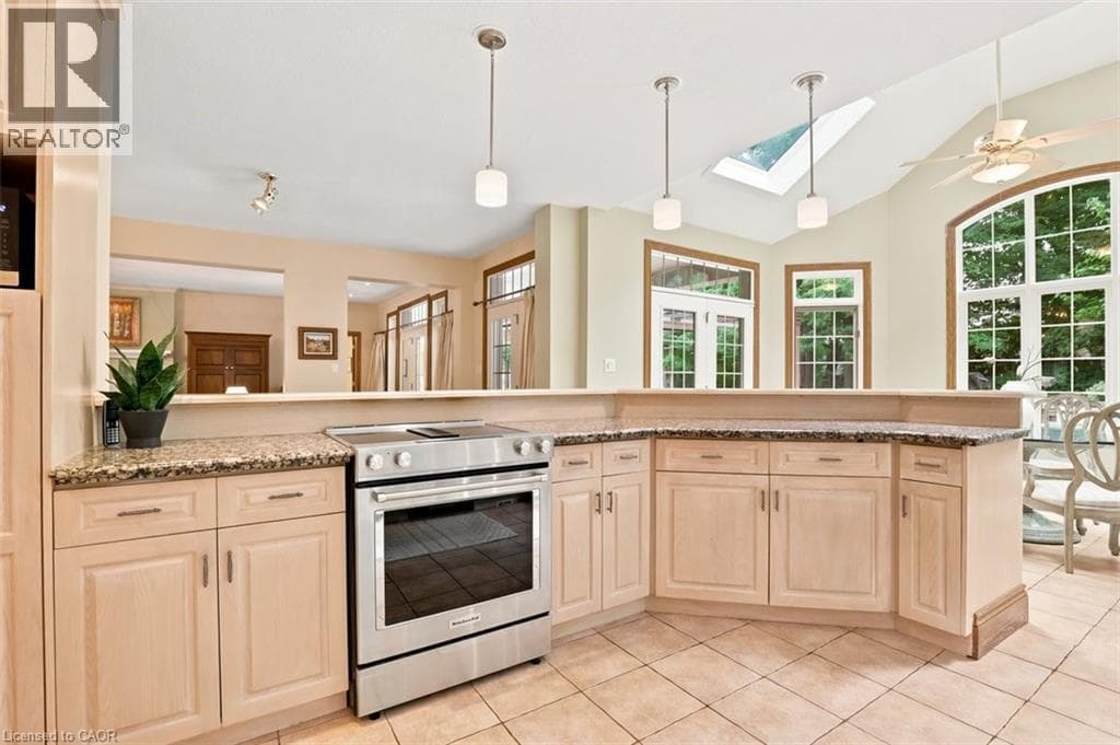 Single Family at 709 GLASGOW Street, Kitchener, Ontario - Photo 10 - RE/MAX Garden City Realty