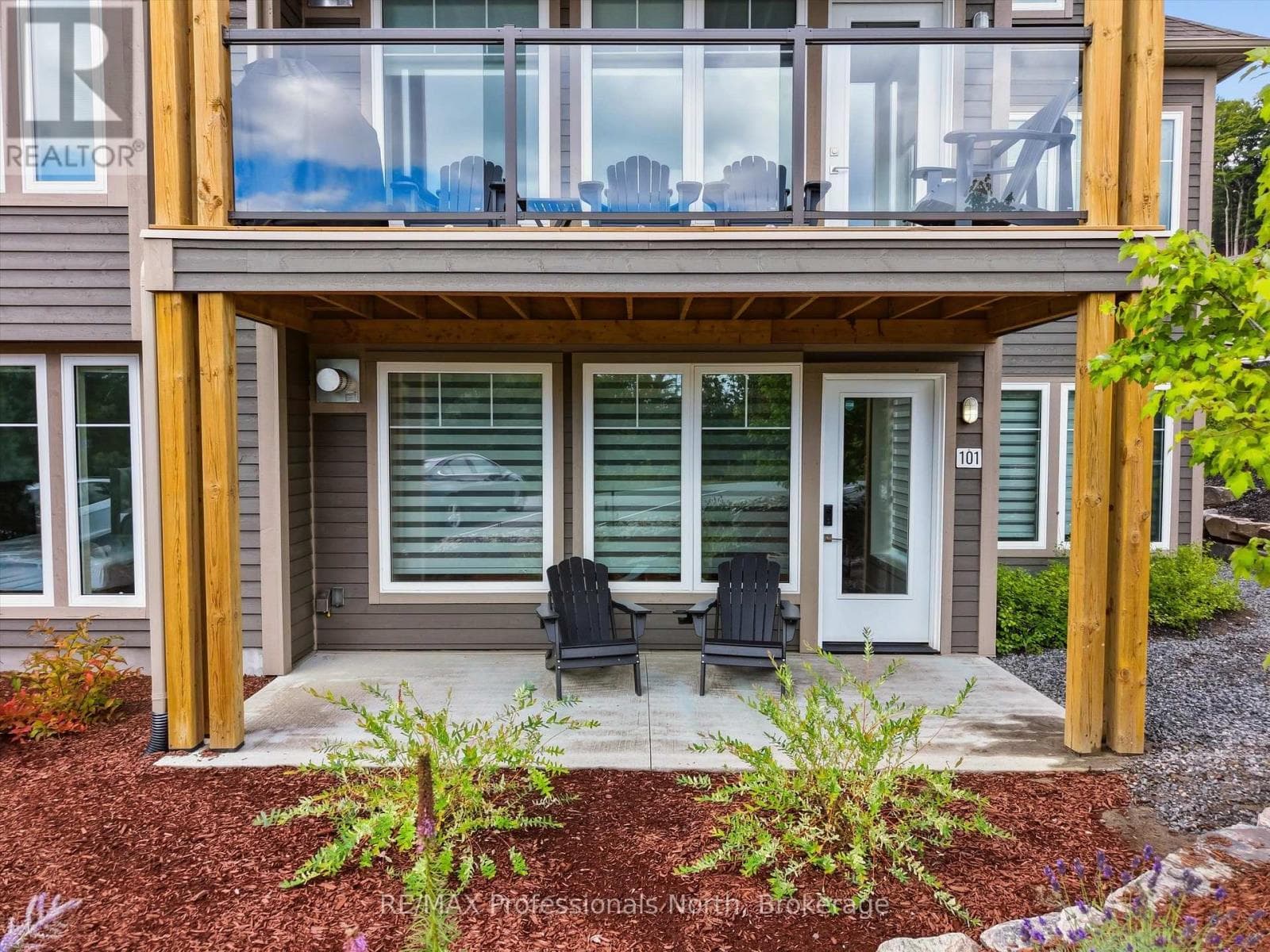 Single Family at 2-101 Tree Tops Lane, Huntsville (Chaffey), Ontario - Photo 3 - RE/MAX Garden City Realty