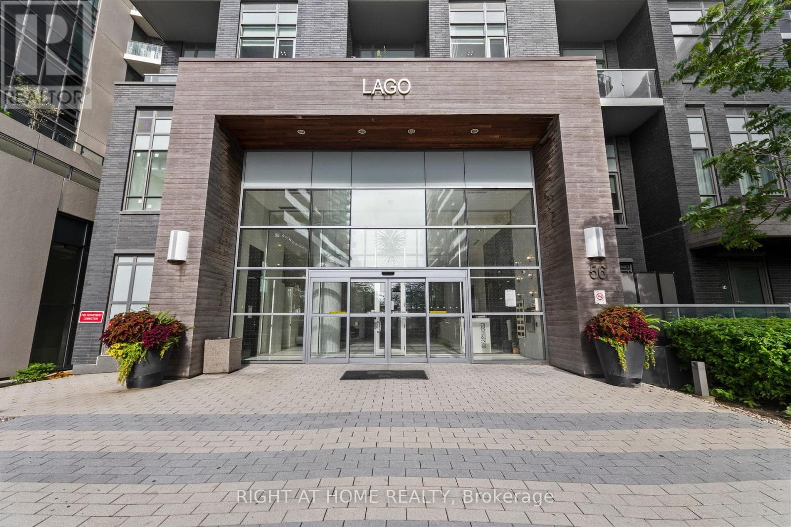 Single Family at 309- 56 Annie Craig Drive, Toronto (Mimico), Ontario - Photo 6 - RE/MAX Garden City Realty