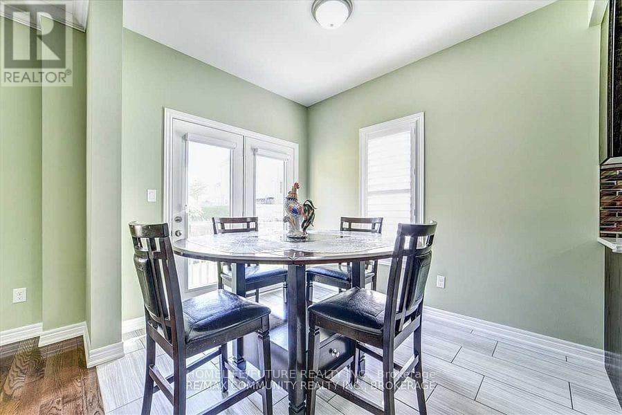 Single Family at 84 Wimbledon Court, Whitby (Williamsburg), Ontario - Photo 10 - RE/MAX Garden City Realty
