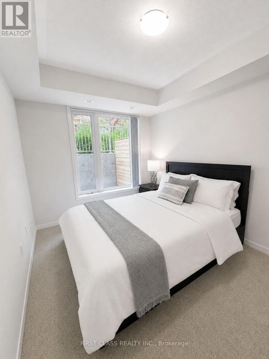 Single Family at 56- 5 William Jackson Way, Toronto (New Toronto), Ontario - Photo 7 - RE/MAX Garden City Realty