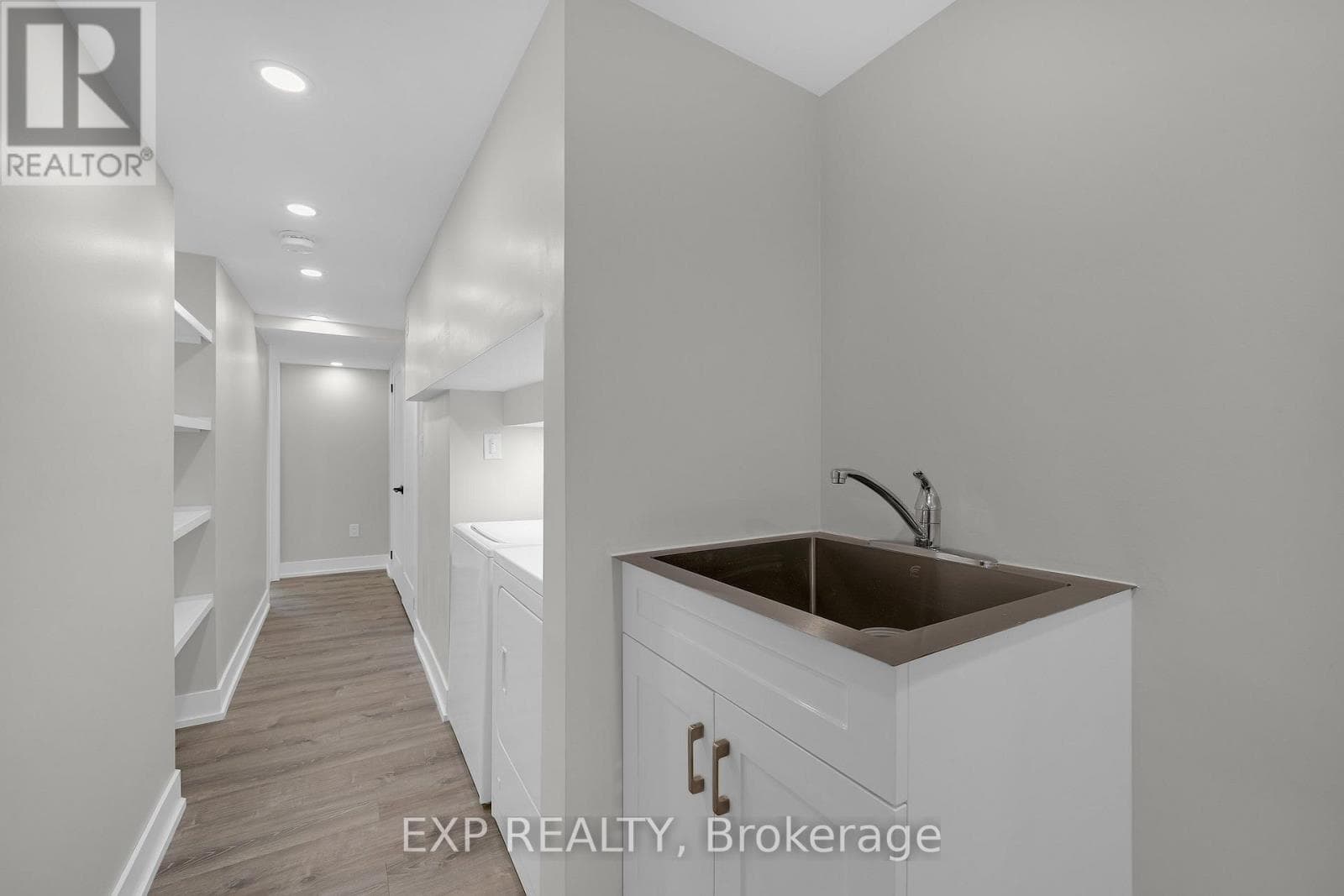 Single Family at 25 La Cassandra Basement Drive, Vaughan (Vellore Village), Ontario - Photo 5 - RE/MAX Garden City Realty