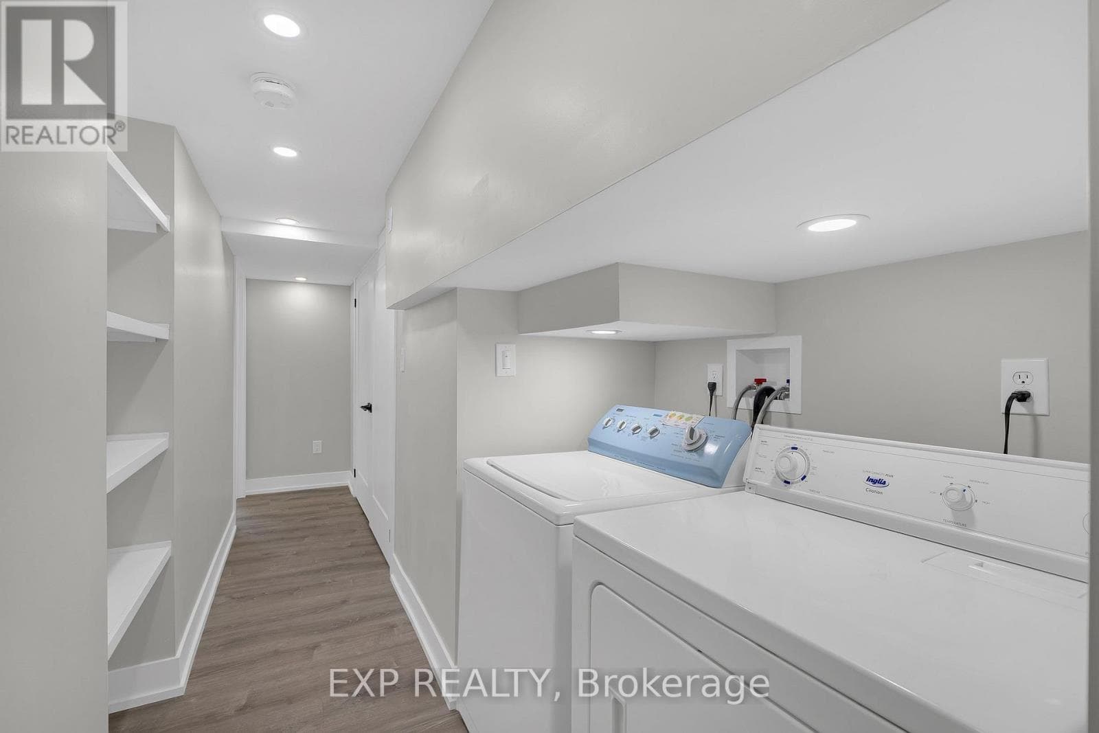 Single Family at 25 La Cassandra Basement Drive, Vaughan (Vellore Village), Ontario - Photo 6 - RE/MAX Garden City Realty