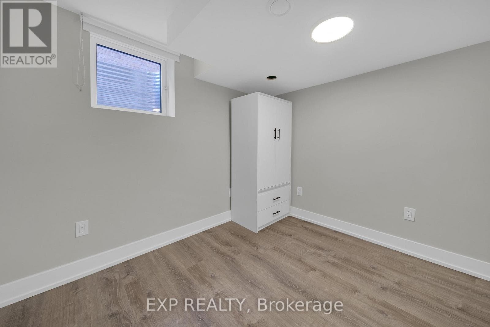 Single Family at 25 La Cassandra Basement Drive, Vaughan (Vellore Village), Ontario - Photo 8 - RE/MAX Garden City Realty