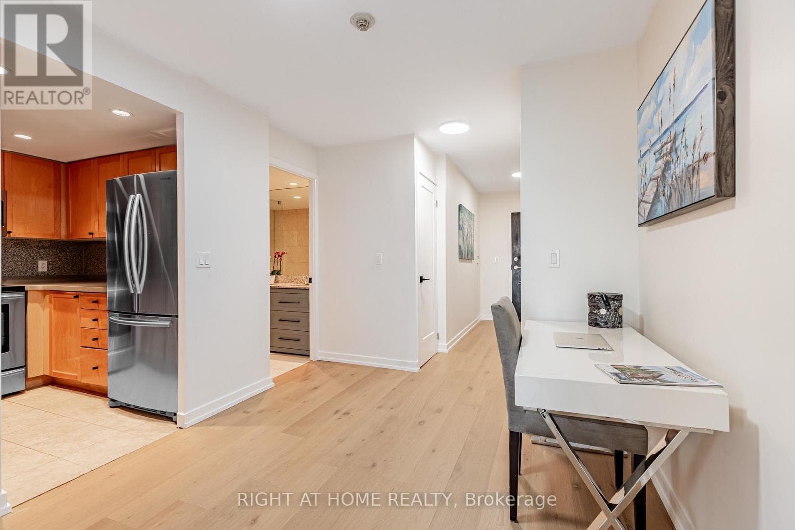 Single Family at 3116- 8 Park Road, Toronto (Annex), Ontario - Photo 3 - RE/MAX Garden City Realty