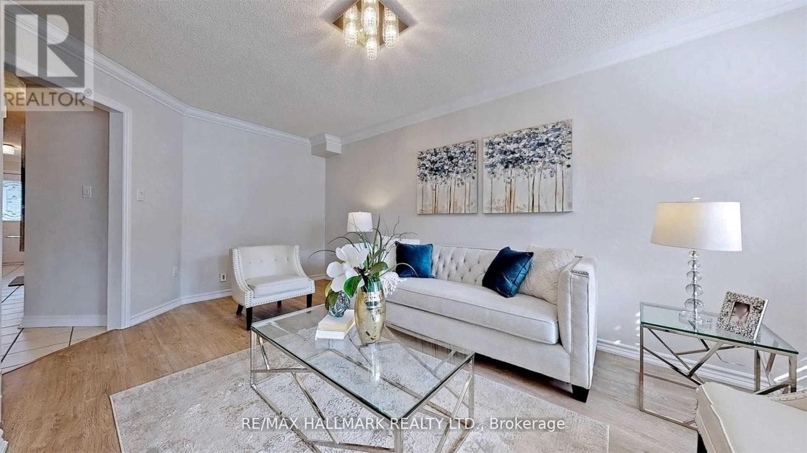 Single Family at 77 Silverdart Crescent, Richmond Hill (Oak Ridges), Ontario - Photo 3 - RE/MAX Garden City Realty