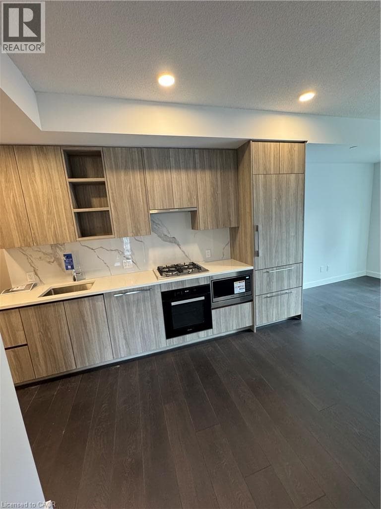 Single Family at 1205- 68 ESTHER SHINER Boulevard, Toronto, Ontario - Photo 10 - RE/MAX Garden City Realty