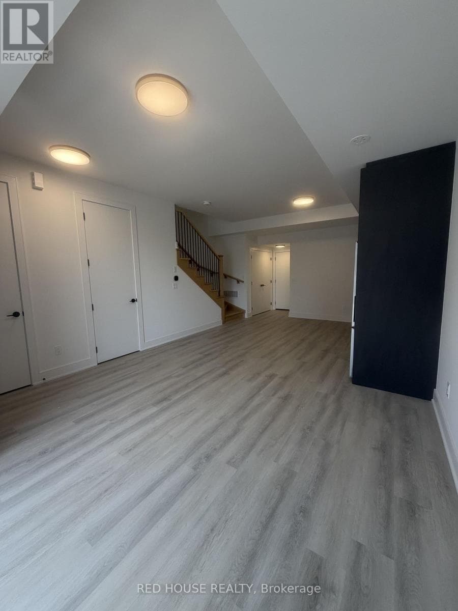 Single Family at 175 Everett Common, St. Catharines (Oakdale), Ontario - Photo 3 - RE/MAX Garden City Realty