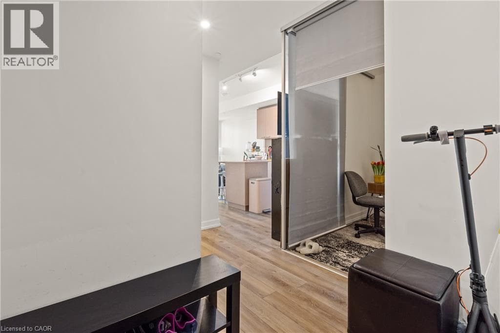 Single Family at 216- 1808 ST CLAIR Avenue, Toronto, Ontario - Photo 7 - RE/MAX Garden City Realty
