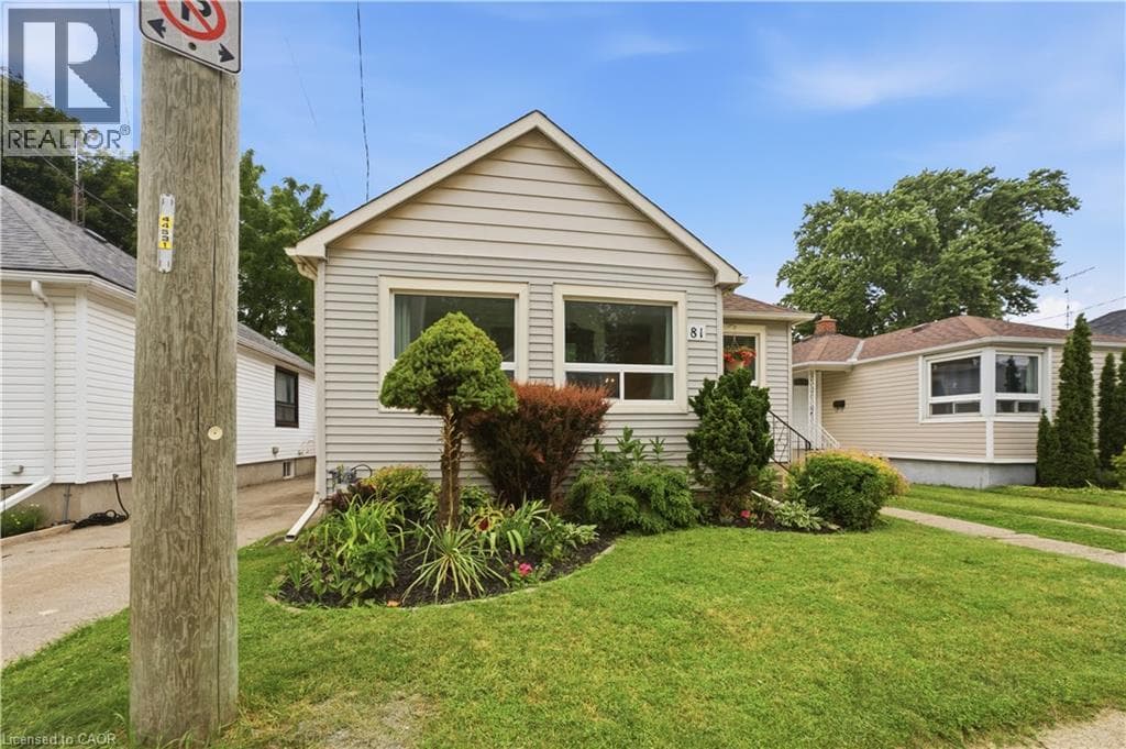 Single Family at 81 VALE Avenue, St. Catharines, Ontario - Photo 2 - RE/MAX Garden City Realty