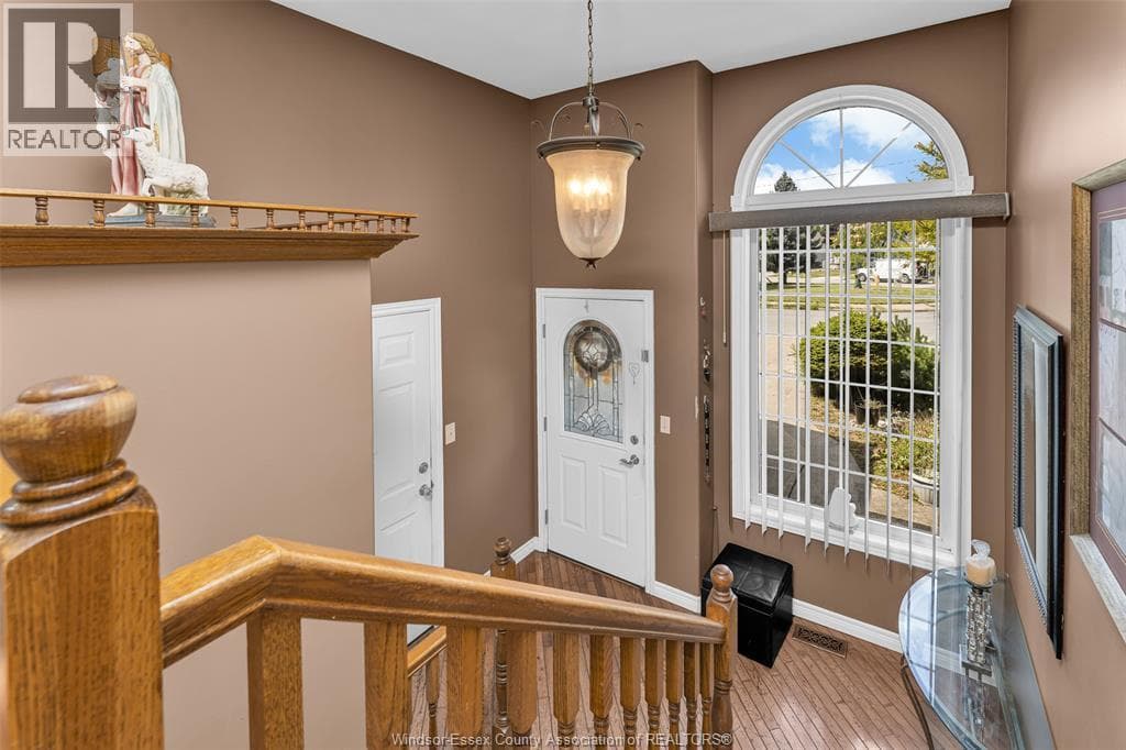 Single Family at 747 EUGENIE, Windsor, Ontario - Photo 9 - RE/MAX Garden City Realty