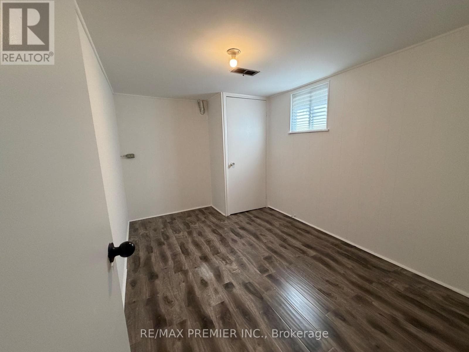 Single Family at BSMT- 404 Rustic Road, Toronto (Maple Leaf), Ontario - Photo 6 - RE/MAX Garden City Realty
