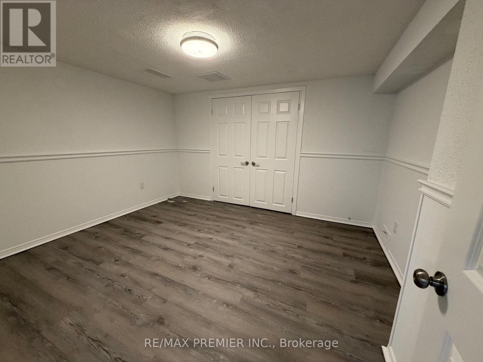Single Family at BSMT- 404 Rustic Road, Toronto (Maple Leaf), Ontario - Photo 4 - RE/MAX Garden City Realty