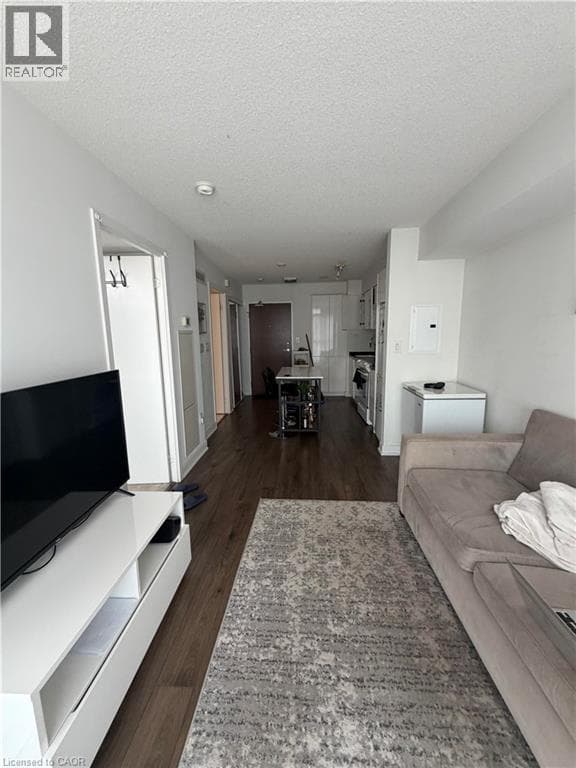 Single Family at 2203- 15 ICEBOAT Terrace, Toronto, Ontario - Photo 4 - RE/MAX Garden City Realty