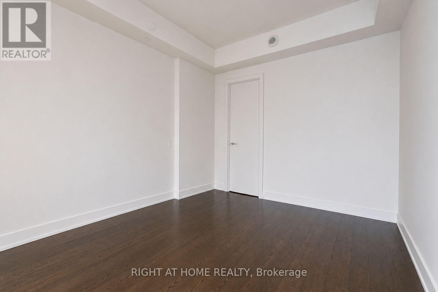 Single Family at 3020- 155 Yorkville Avenue, Toronto (Annex), Ontario - Photo 2 - RE/MAX Garden City Realty