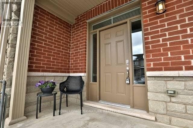 Single Family at 29 Bradbury Road, Hamilton (Stoney Creek), Ontario - Photo 3 - RE/MAX Garden City Realty